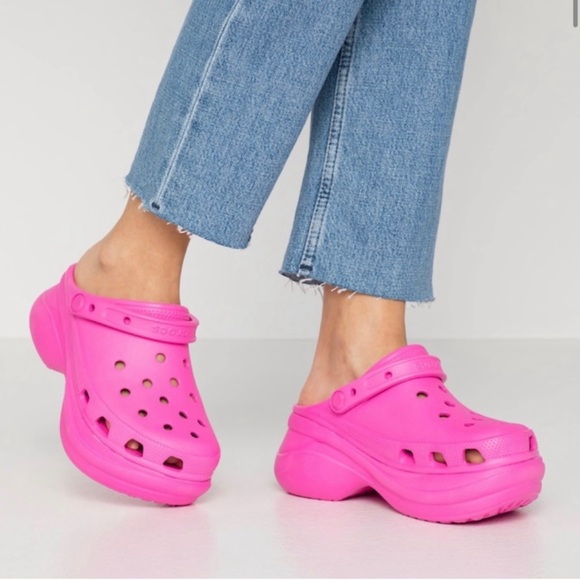 Crocs Classic Bae Clog in Candy Pink Size 11